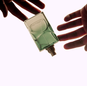 feminista-luxury-bottle-designs